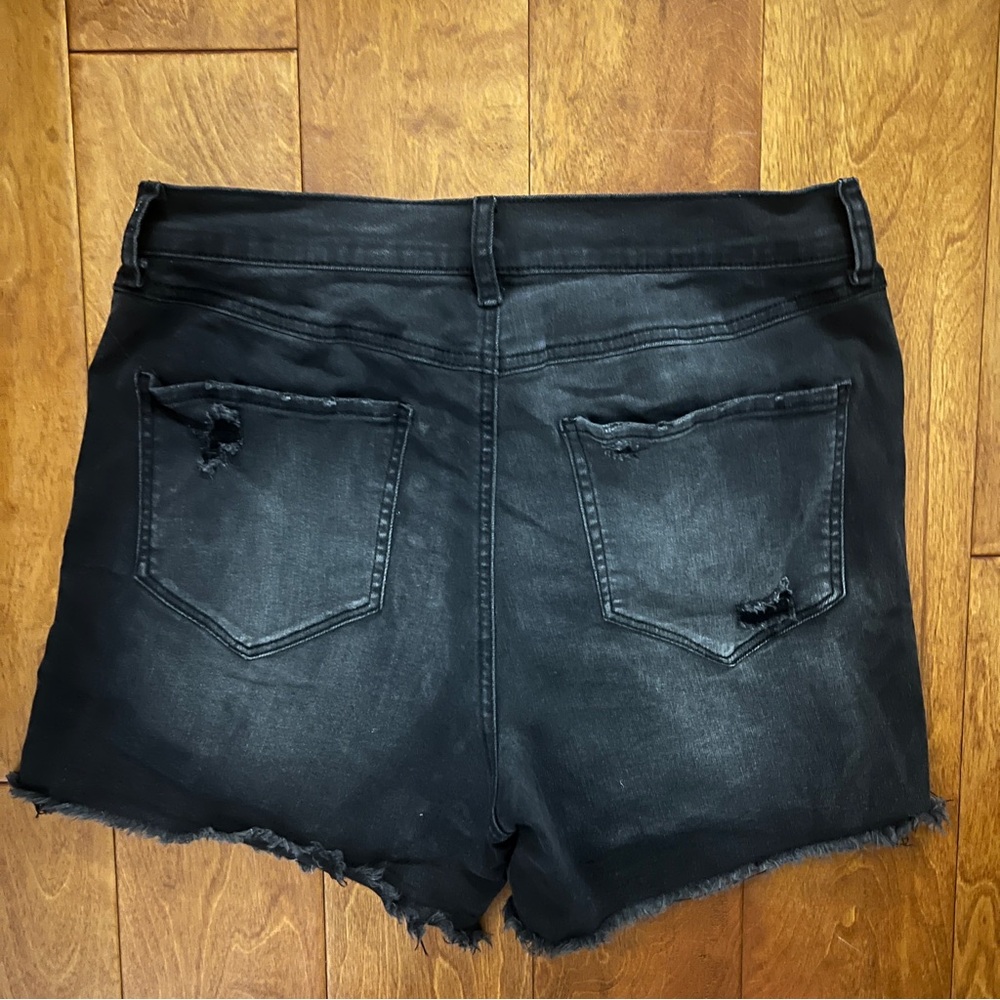 Sincerely Jules Distressed Jean Shorts Size 9 Black Whimsygoth 90’s Casual - Picture 5 of 8